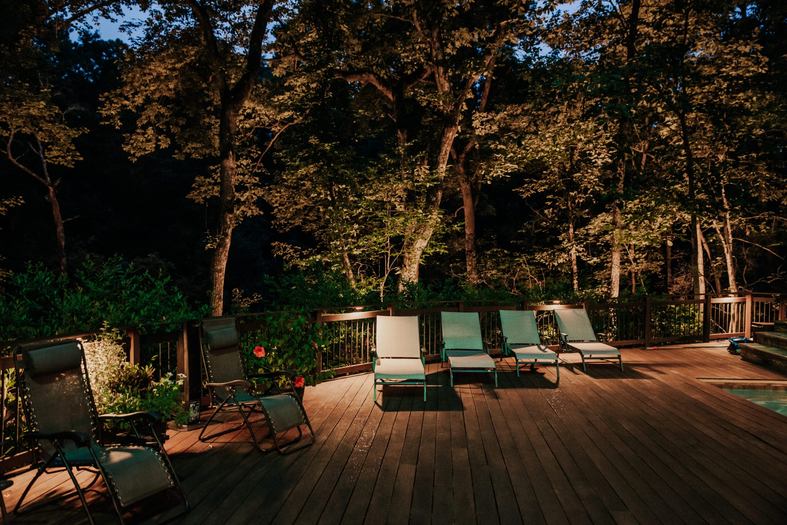 Creating a Serene Outdoor Living Space with Lighting