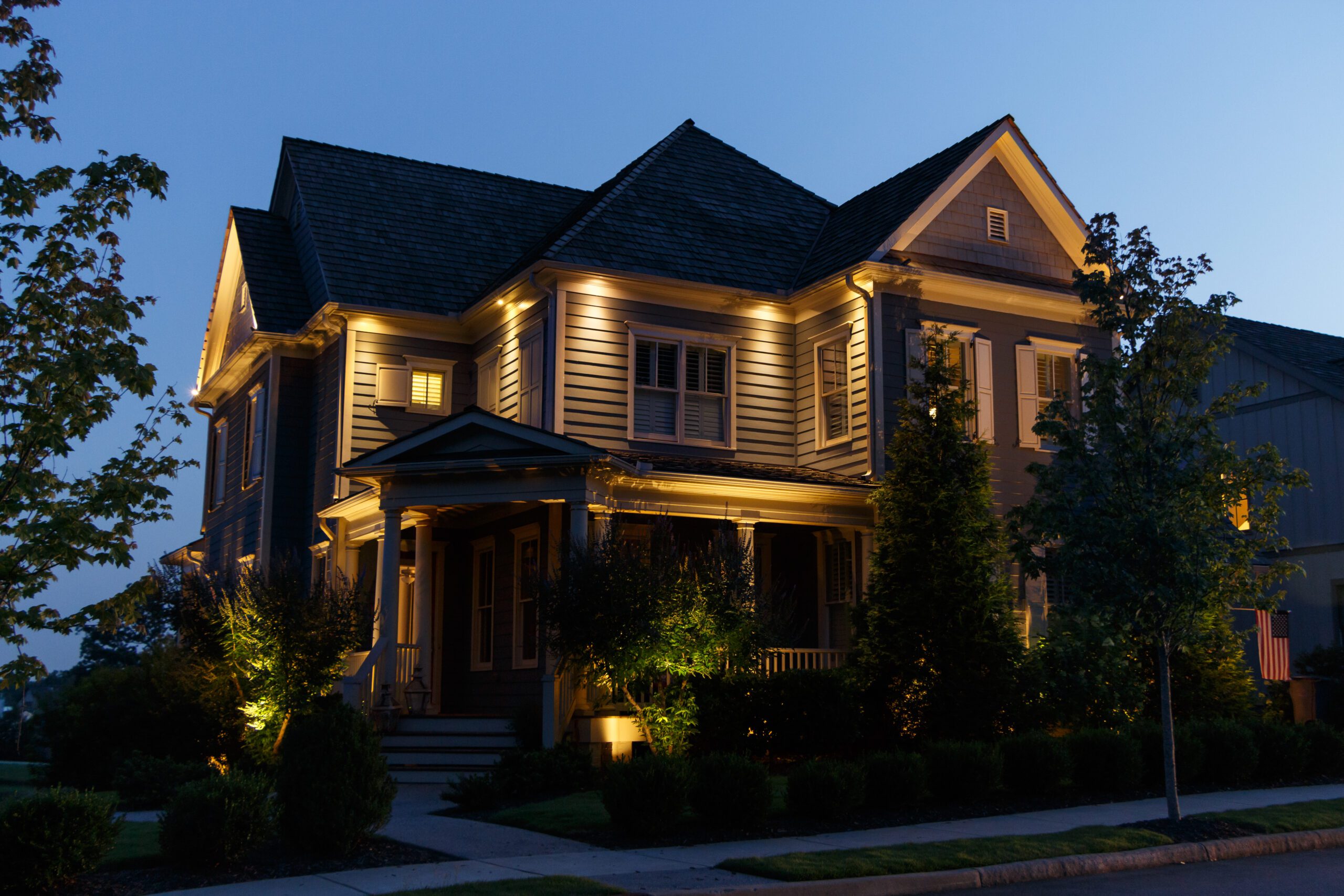 Top Questions to Ask Landscape Lighting Experts