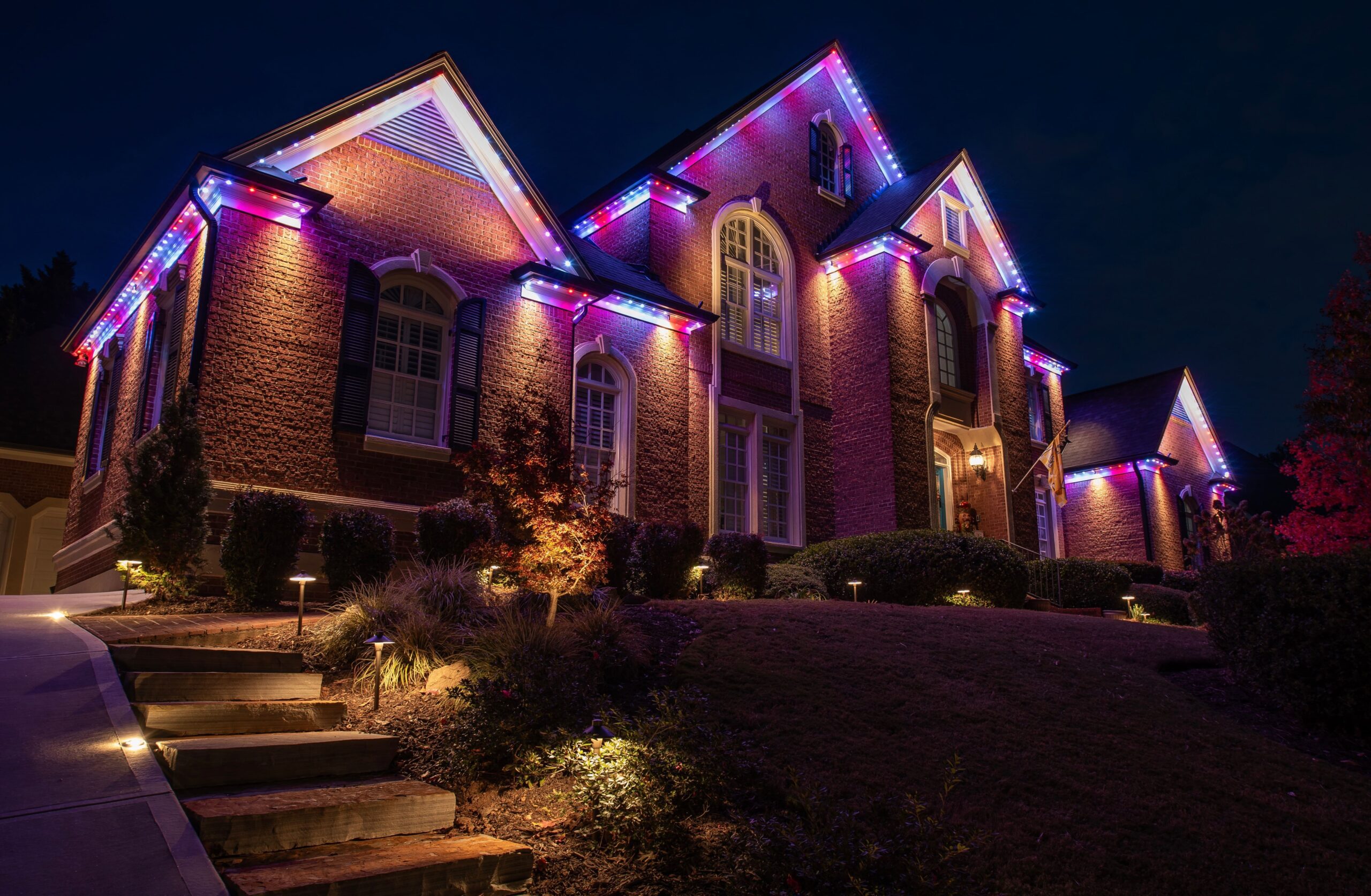 Brighten Your Home, Restaurant, or Events with Outdoor Lighting Services