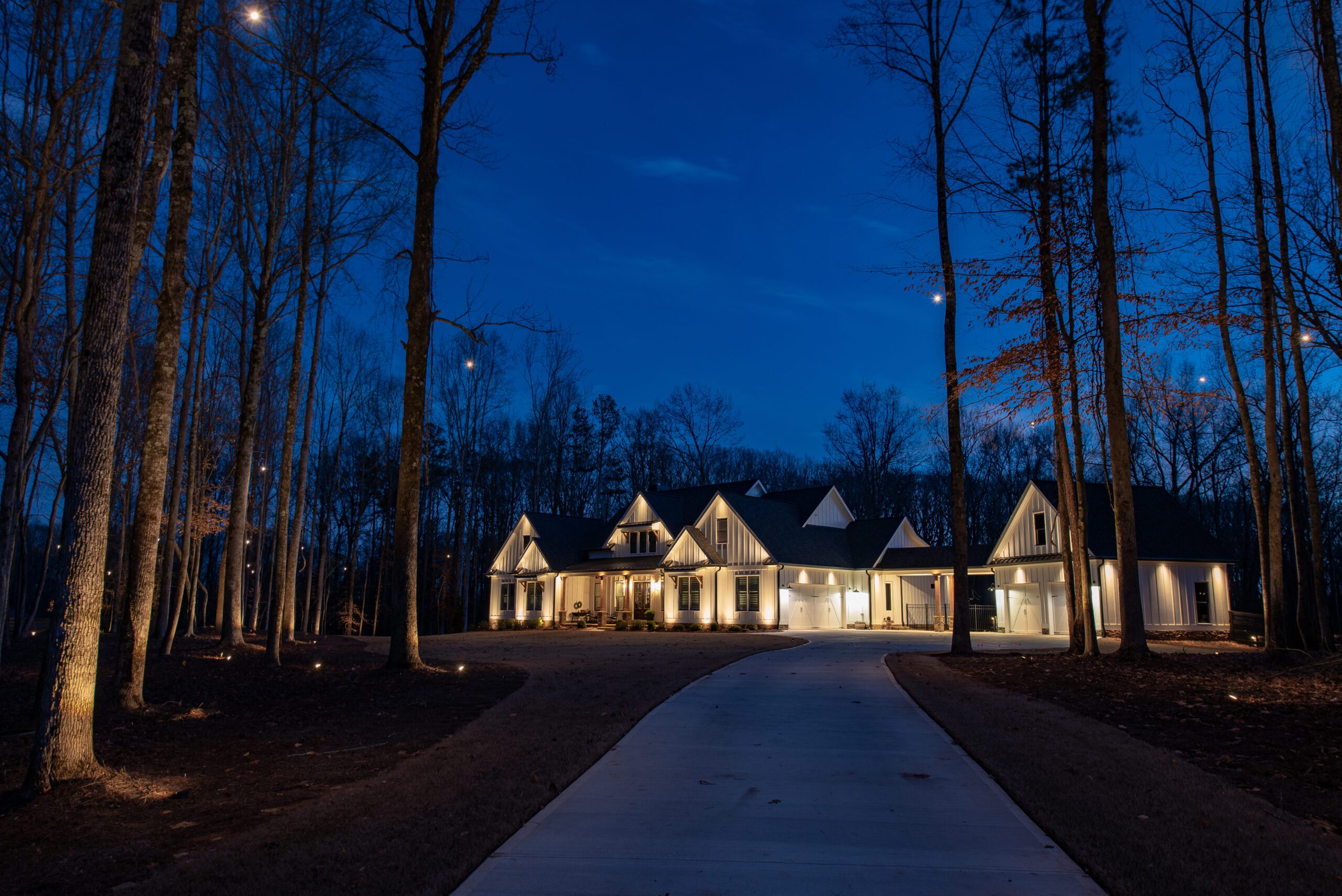 Affordable Outdoor Lighting for Homes & Businesses