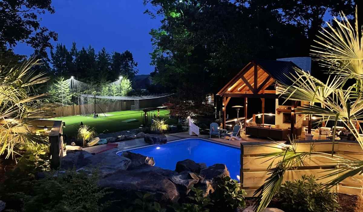 Residential Landscape Lighting: Design, Install, and Maintain Like a Pro