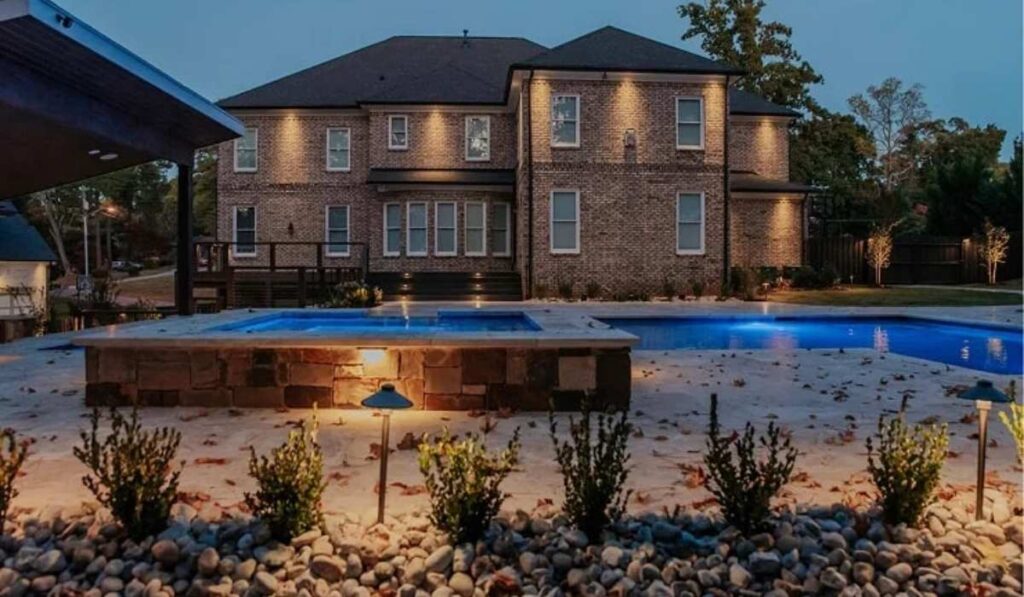 Outdoor Lighting Homes & Businesses